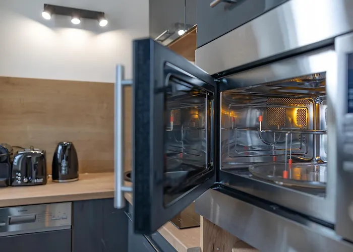 Sweethome - Maisonette Apartment, Parkplatz, Wifi, Naehe Zentrum * Fürstenfeldbruck