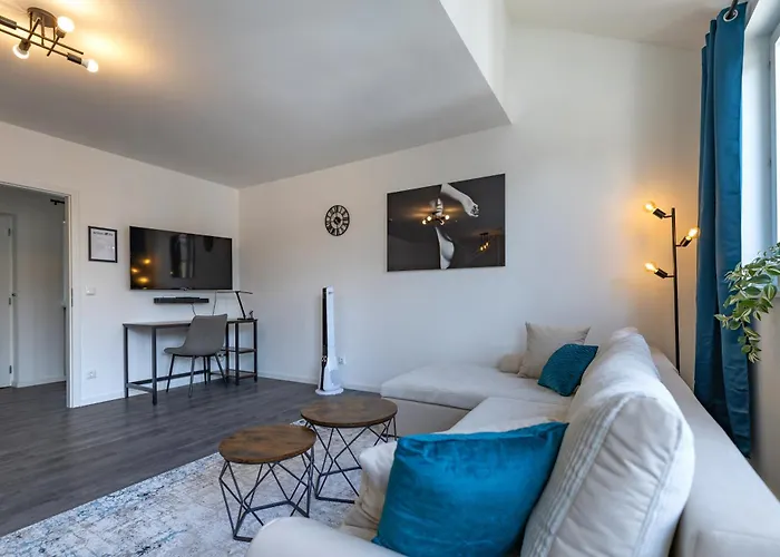 Sweethome - Maisonette Apartment, Parkplatz, Wifi, Naehe Zentrum Apartman Fürstenfeldbruck