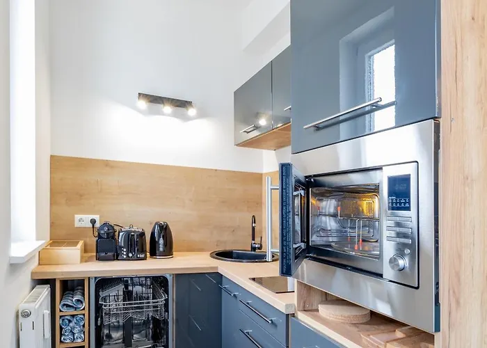 Sweethome - Maisonette Apartment, Parkplatz, Wifi, Naehe Zentrum *