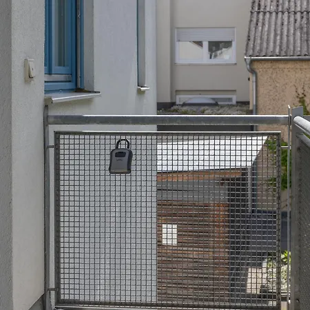 Sweethome - Maisonette Apartment, Parkplatz, Wifi, Naehe Zentrum Апартаменты Фюрстенфельдбрукк